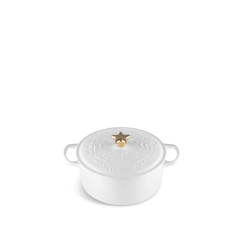 Cast Iron Round Casserole Noel Tree Relief