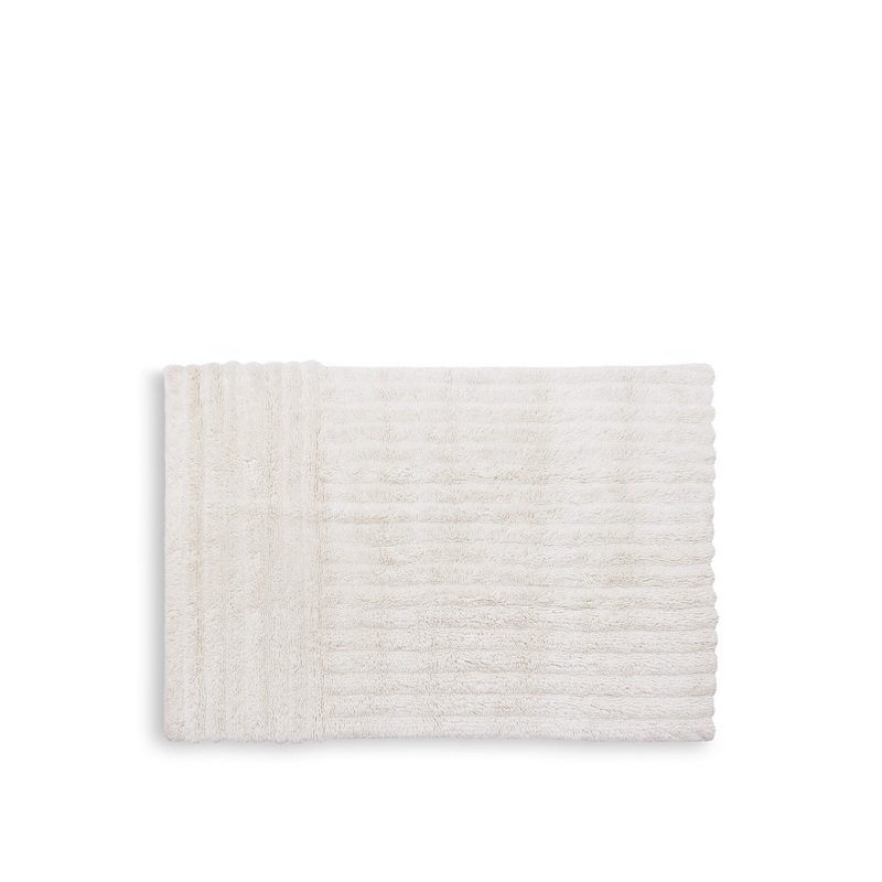 Tundra sheep rug 250x340cm