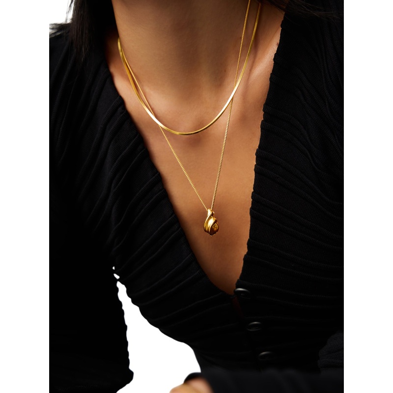 SAVI RIDGE DROPLET PENDANT NECKLACE
