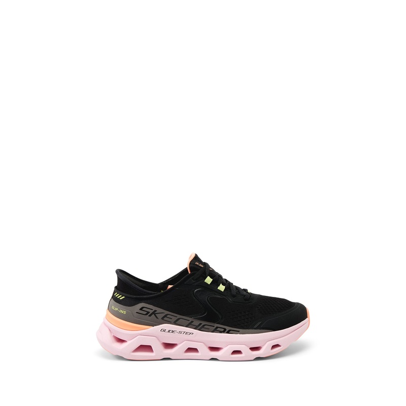 Glide Step Altus Trainers in Black