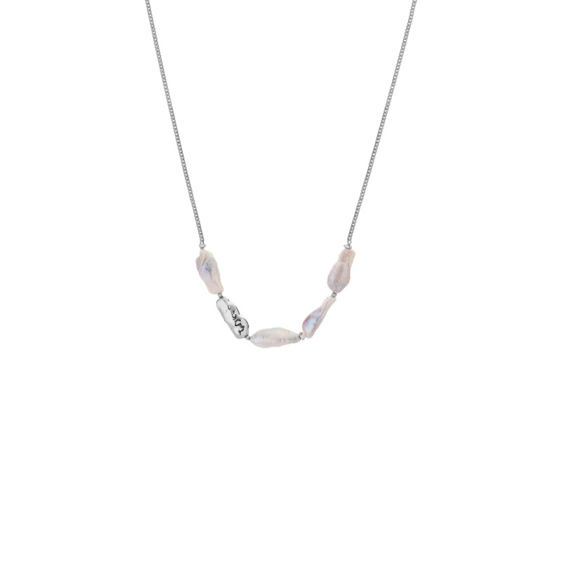 Lustre Pearl and Metal Chain Necklace