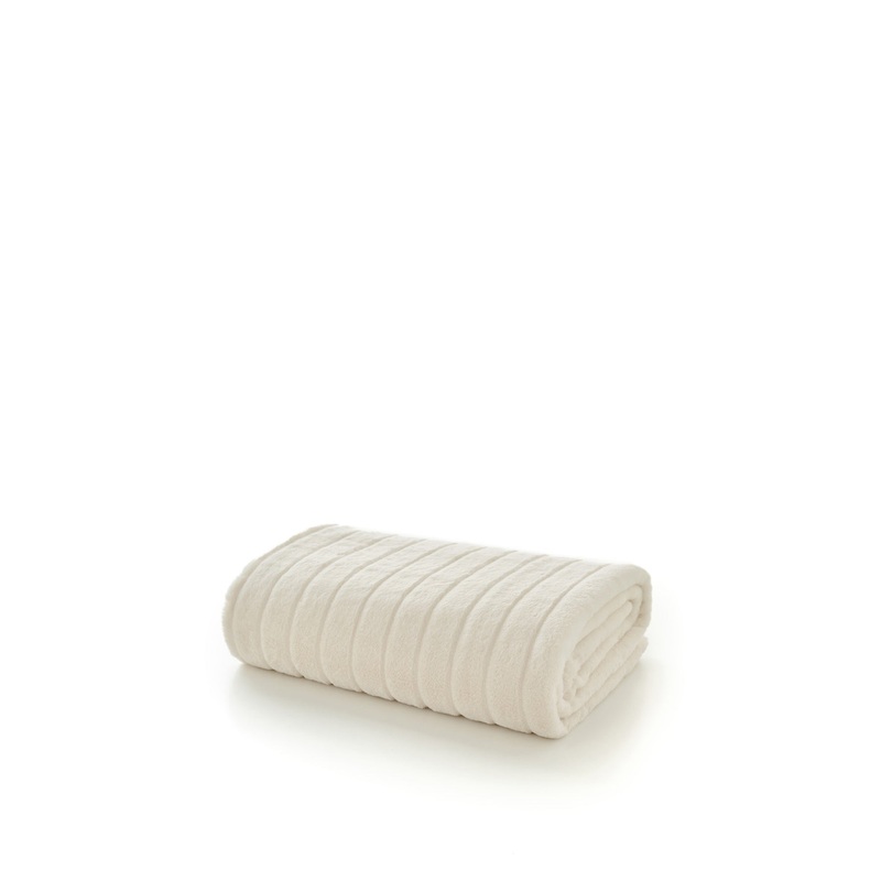 Hockley Throw 150x200cm Cream