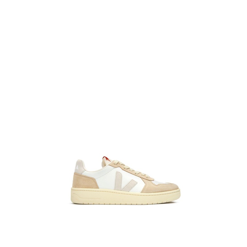 VEJA V-82 Leather Trainers