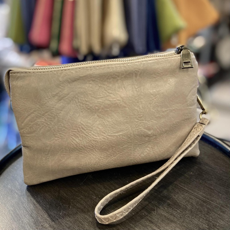4 in 1 Handbag - Crossbody/Clutch/Wristlet - Warm Grey